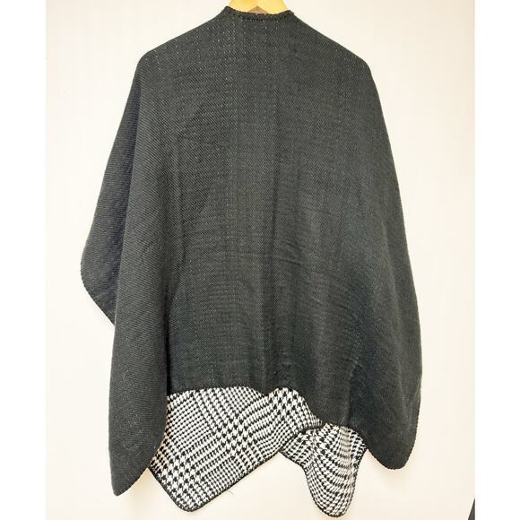 Woolrich Womens Reversible Wrap Scarf Black White Pink Houndstooth Acrylic OS - Picture 7 of 7